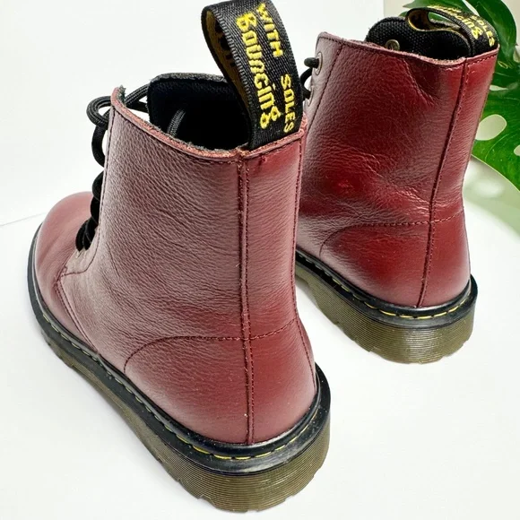 Dr. Martens Women’s Luana Leather Boots Cherry Red Smooth Sz 9 - Picture 10 of 16